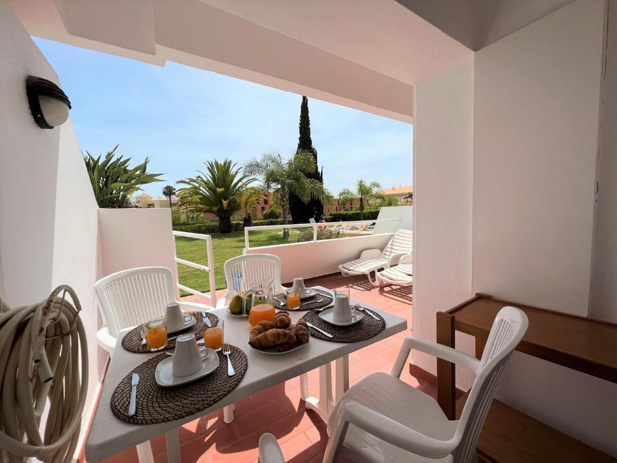 Vilamoura Typical 1 With Pool By Homing Apartment Luaran gambar